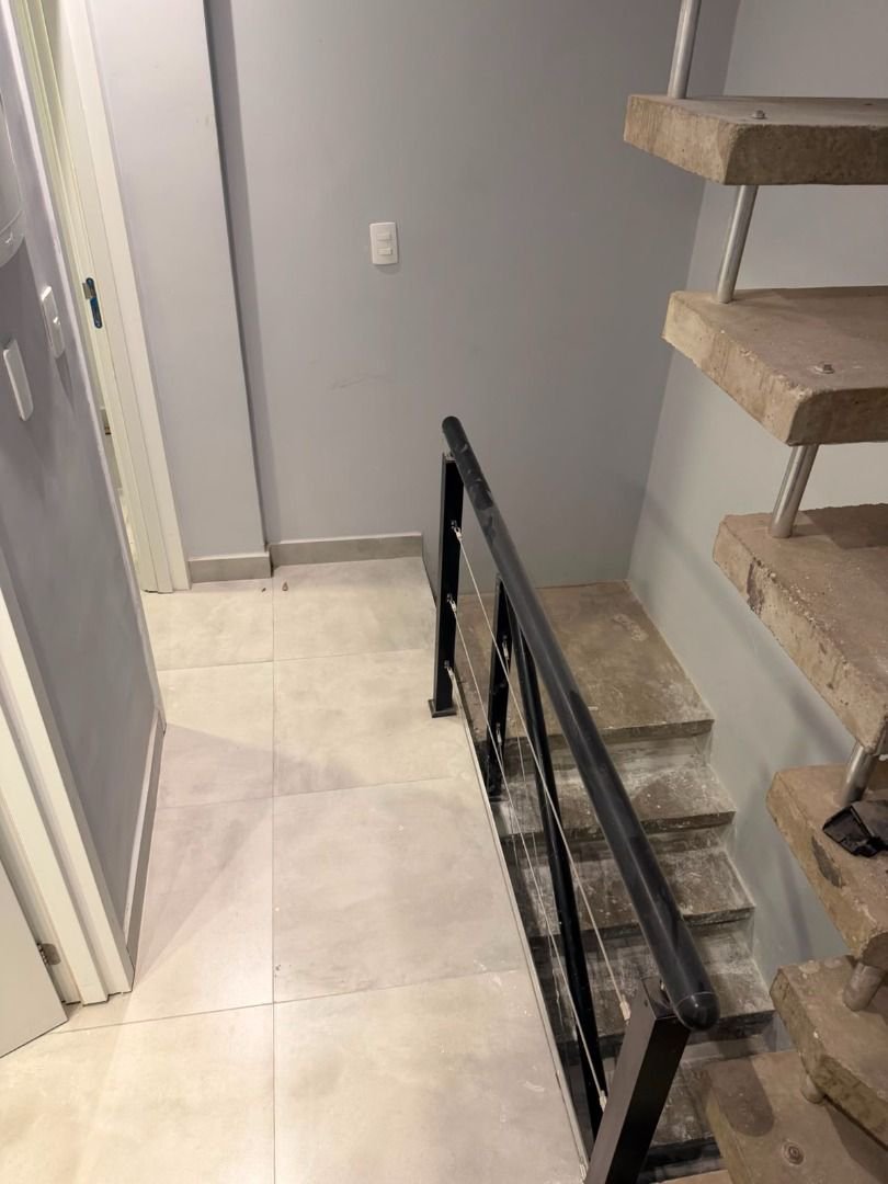 Casa com 2 dormitórios à venda, 116 m² por R$ 650.000,00 - Marapé - Santos/SP