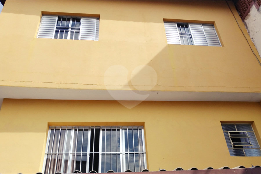 Casa à venda com 4 quartos, sendo 2 suítes,  em Vila Romero, São Paulo, SP