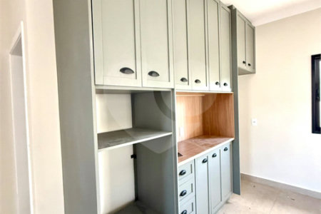Casa à venda ou para alugar com 3 quartos, sendo 1 suíte, no condomínio Residencial Marchant Buarque, Atibaia - SP