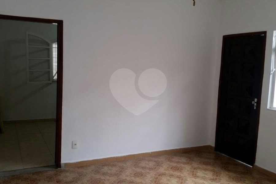 Sobrado à venda com 4 quartos em Vila Guilherme, São Paulo, SP