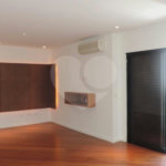 Apartamento à venda com 3 suítes em Jardim Marajoara, São Paulo, SP