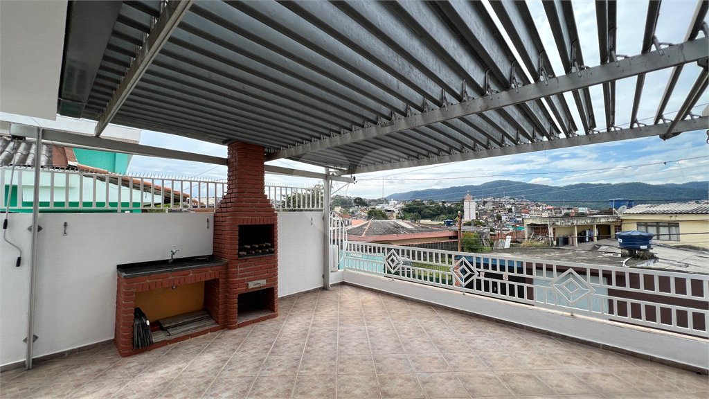 Sobrado à venda com 3 quartos em Vila Nova Cachoeirinha, São Paulo, SP