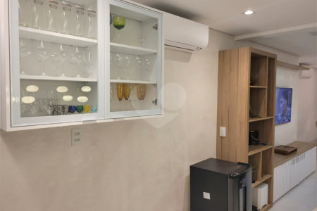 Apartamento à venda com 3 suítes em Indianópolis, São Paulo, SP