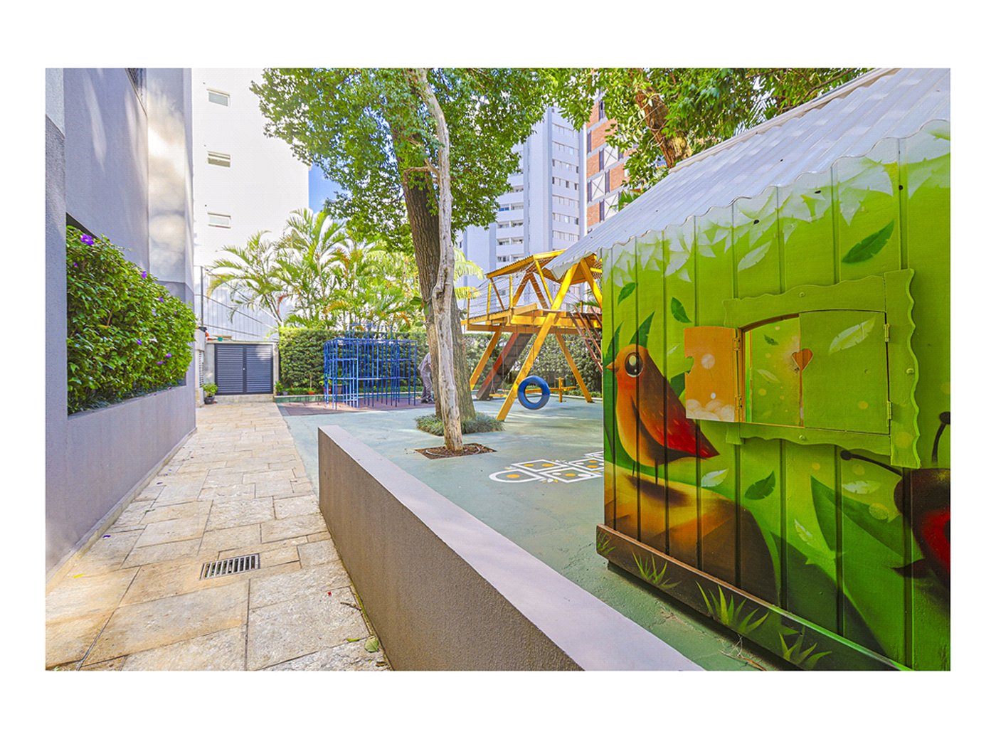 Apartamento à venda com 3 quartos, sendo 1 suíte, em Pinheiros, São Paulo, SP