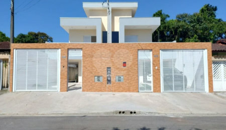 Casa à venda com 4 suítes em Maitinga, Bertioga, SP