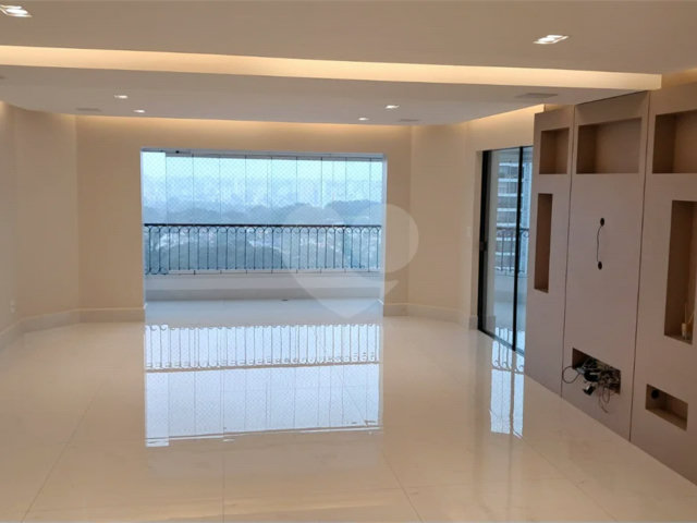Apartamento à venda ou para alugar com 4 suítes em Jardim Marajoara, São Paulo, SP