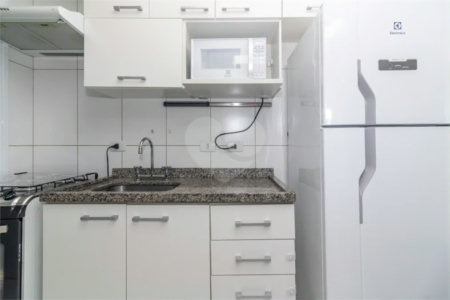 **Apartamento na Saúde 61m² | 2 dormitórios | 1 suíte | 2 vagas | depósito privativo**