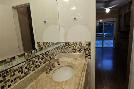 LINDA CASA PARA LOCAÇÃO COM 5 DORMITÓRIOS E PISCINA - Fernando Nobre – Cotia/SP