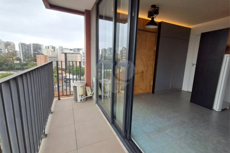 Studio de 25m² mobiliado e com varanda condomínio com lazer Vila Mariana