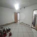 CASA LINEAR PRECISANDO DE REFORMA, 2 QUARTOS COM SUÍTE À VENDA, 121M² DE AREA CONSTRUIDA- CAMPO GRANDE
