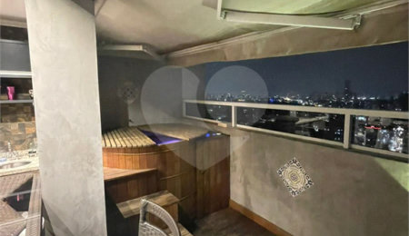 Apartamento à venda ou para alugar com 3 quartos, sendo 1 suíte,  em Vila Bertioga, São Paulo, SP