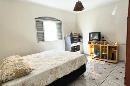 Casa à Venda no Santa Felicia, São Carlos | 2 Dormitórios | Pronta para Morar com Total Conforto