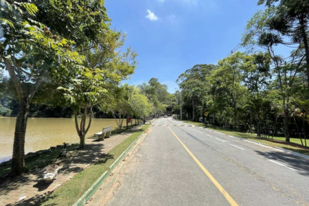 Casa de Alto Padrão à Venda e Locação - Condomínio Vila Verde