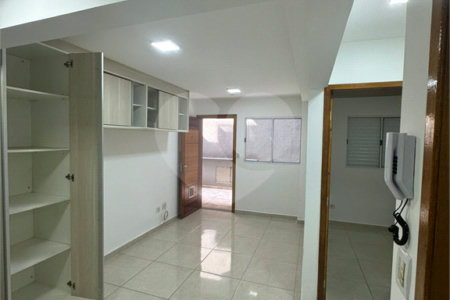 Apartamento 2 dormitórios c/ quintal privativo próximo ao futuro Metrô Anália Franco
