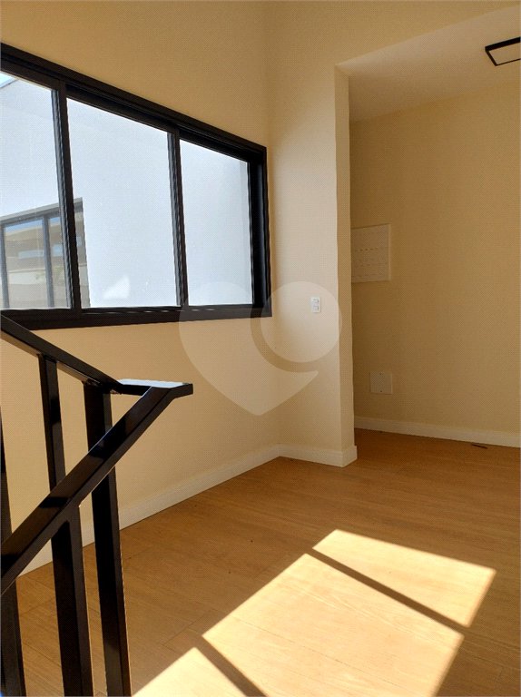Casa a venda no condomínio Faber III