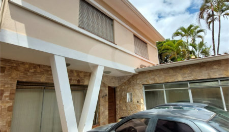 Casa à venda com 5 quartos, sendo 2 suítes,  no Centro, São Carlos, SP