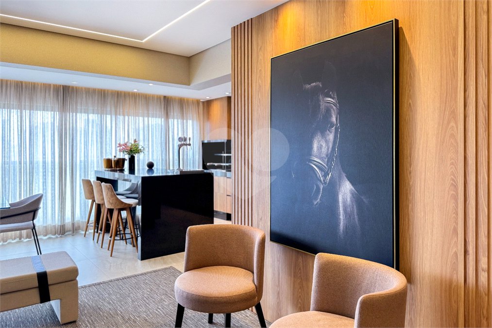 Apartamento à venda com 3 suítes em Chácara Santo Antônio, São Paulo, SP