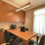 Casa impecável em terreno de 546m2