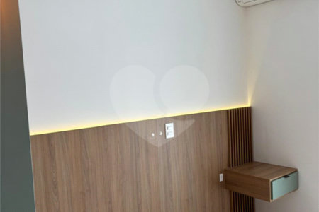 Apartamento com 33m2 - cozinha - 1 quarto - home office - varanda - em Higienópolis.