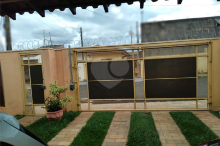 Casa/Sobrado para venda na Vila Prado