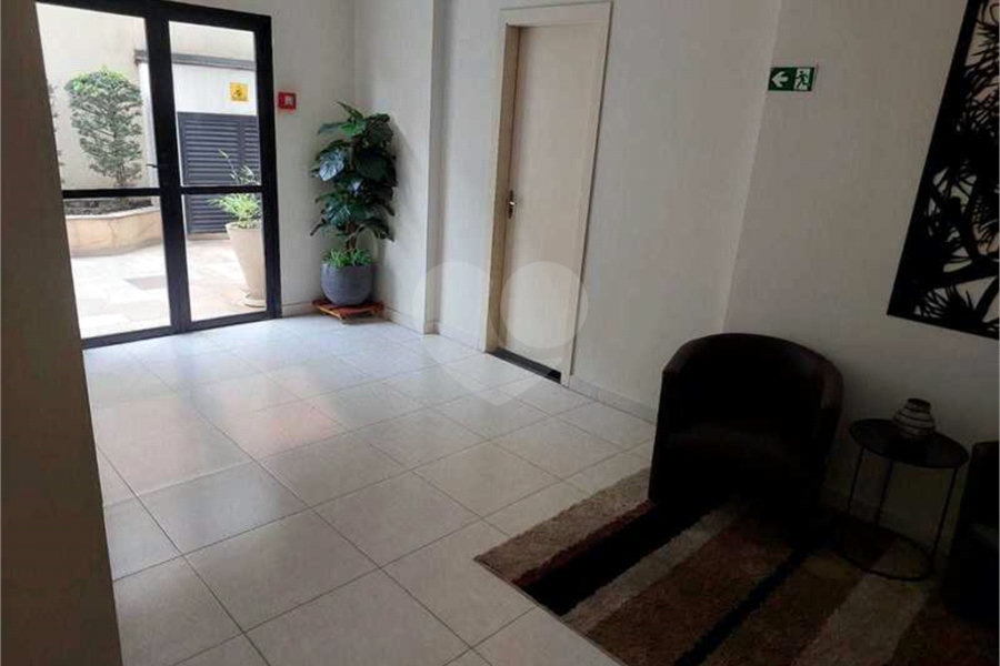 APARTAMENTO COM 125 M2 3 DORMITORIOS, SALA E COZINHA AMPLAS E 3 VAGAS DE GARAGEM. À VENDA EM SANTANA