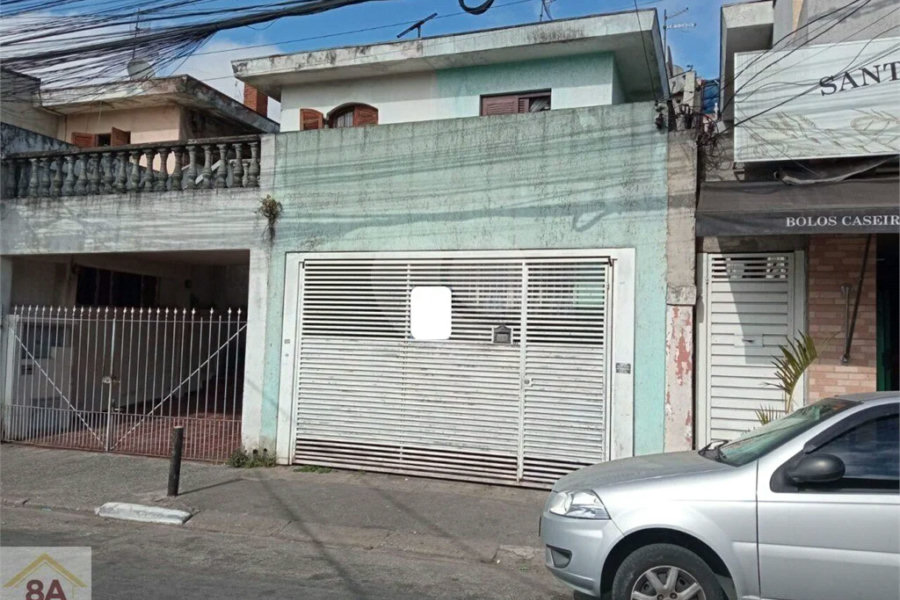 Ótimo sobrado, com amplo espaço interno (127m2), possuindo 03 dormitórios (01 suíte),