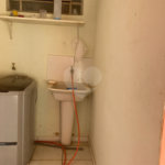 Vende-se excelente casa próxima ao Centro