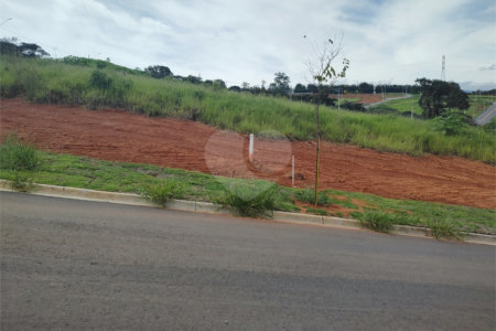 Terreno à venda no Condominio Elementum em Atibaia