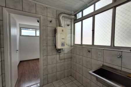 Apartamento a venda na Vila Clementino com dois dormitórios