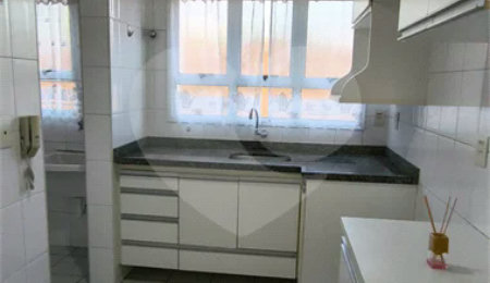 Apartamento à venda com 2 quartos, sendo 1 suíte,  no Centro, Vinhedo, SP