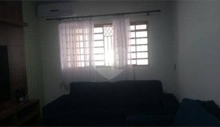 Casa à venda com 3 quartos, sendo 1 suíte,  em Parque Santa Felícia Jardim, São Carlos, SP
