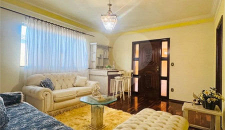 Casa à venda com 4 quartos, sendo 2 suítes,  em Centreville, São Carlos, SP