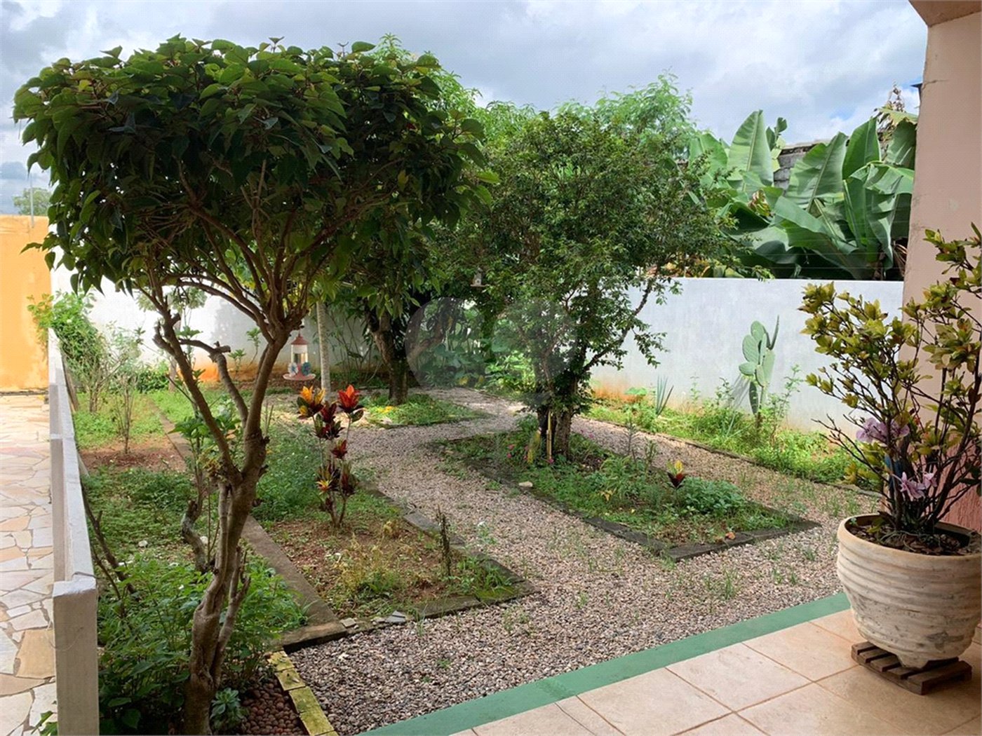 Casa ampla à venda no Vale das Flores em Atibaia