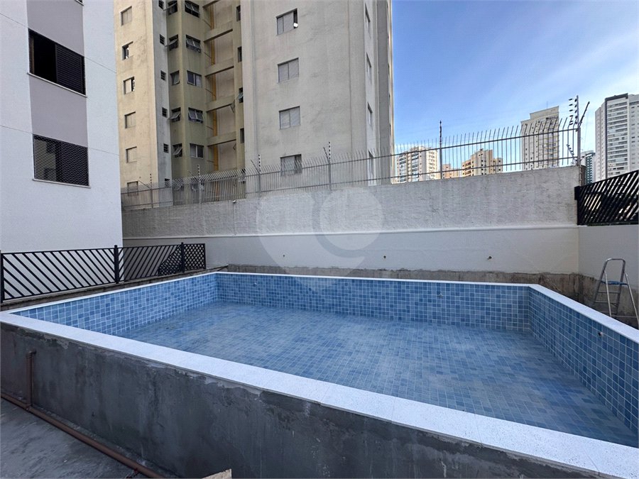 Apartamento de 48m2 à venda com 2 dormitórios e 1 vaga na Bosque da Saúde