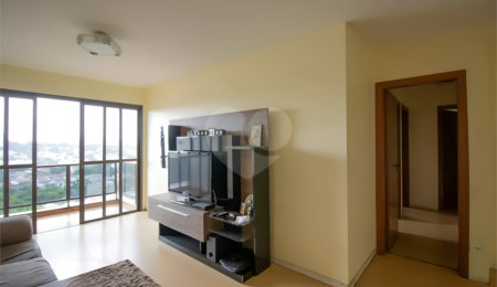 Apartamento à venda com 3 quartos, sendo 1 suíte,  em Mirandópolis, São Paulo, SP