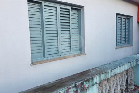 Linda Casa muito bem localizado na rua três na cidade de Rio Claro