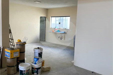 Galpão Comercial Novo para Locação – 350 m²