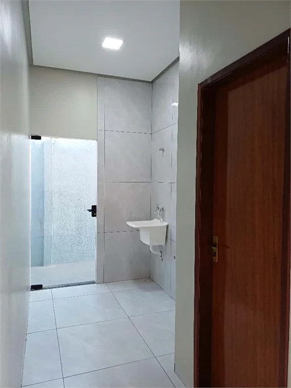 Casa à venda ou para alugar com 3 quartos, sendo 1 suíte,  em Monte Carlo, Balsas, MA
