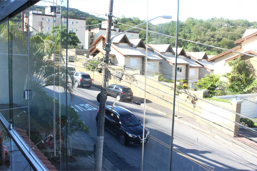 sobrado de 4 dts 2 suites de alto padrao no tremembe