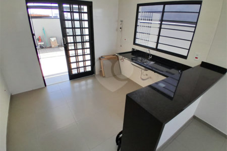 Casa recém construída