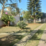 Casa térrea para venda ou locação no Parque Estancia Suíça.