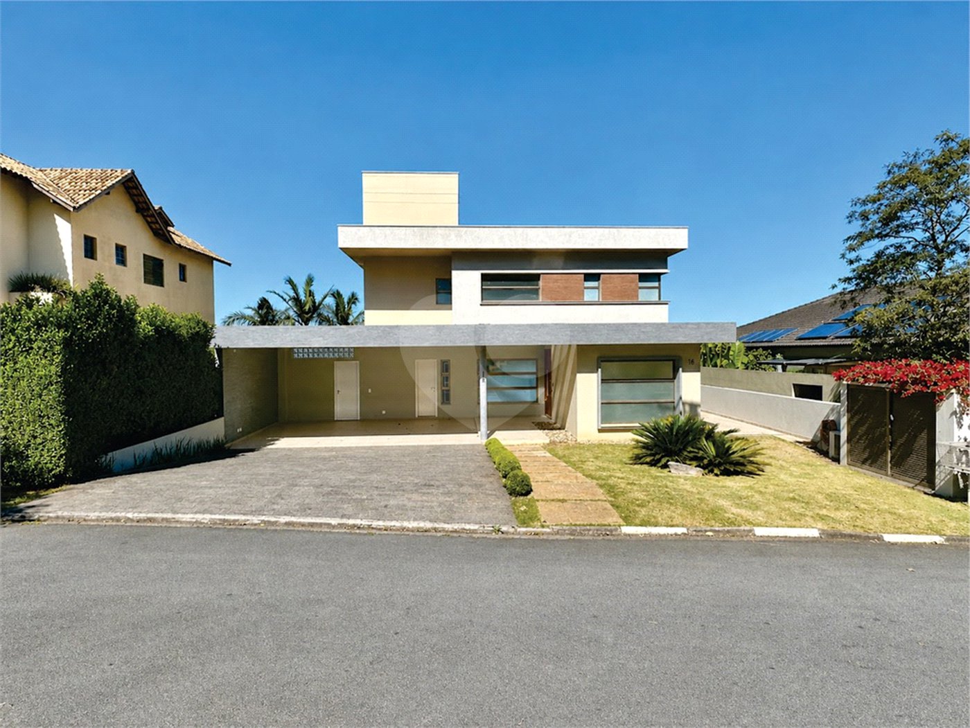 Casa á venda - Granja Viana
