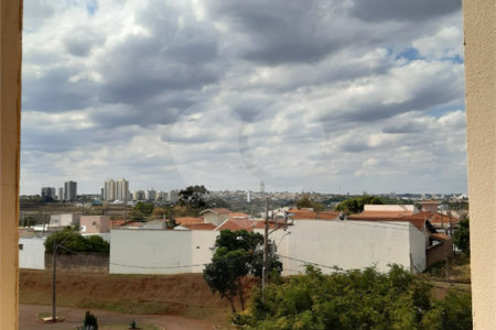 Apartamento no Residencial Jardim das Torres