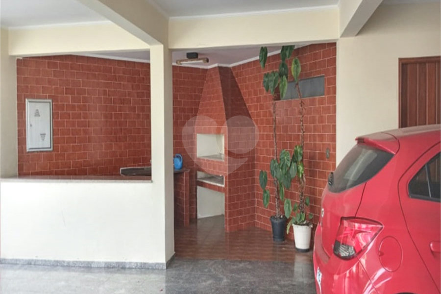 Bonita casa assobradada,no Bairro das Palmas do Tremembé, terreno com 14 X 50 e 350 área construída