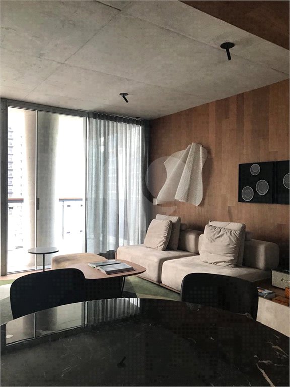 Apartamento Duplex com 2 dormitórios para Venda na Vila Nova Conceição/ São Paulo-SP