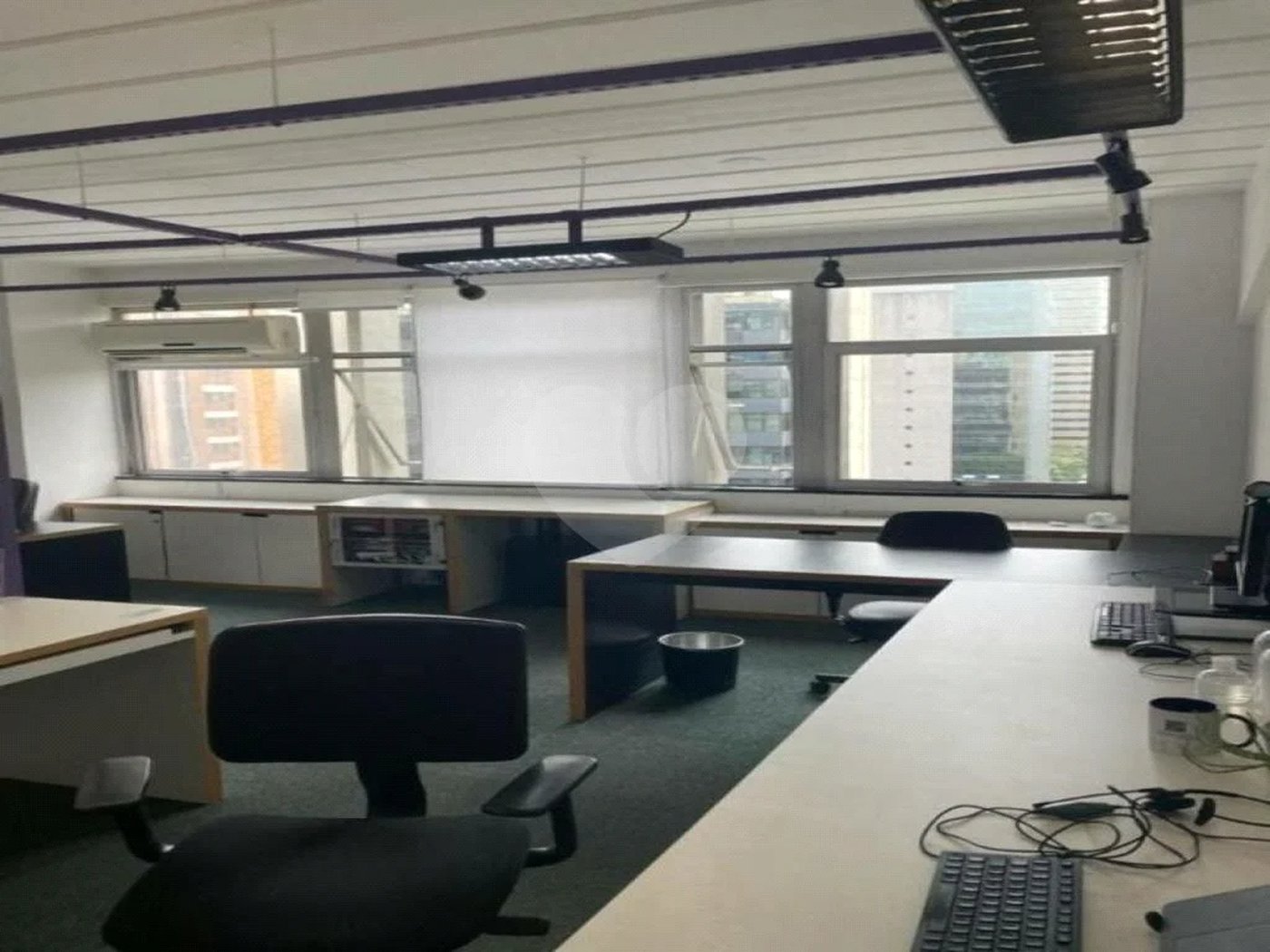 Sala comercial na Berrini, venha conhecer.
