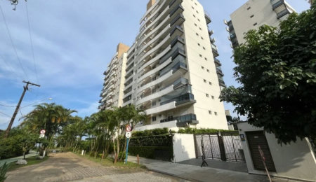 Apartamento à venda com 3 suítes em São Lourenço, Bertioga, SP