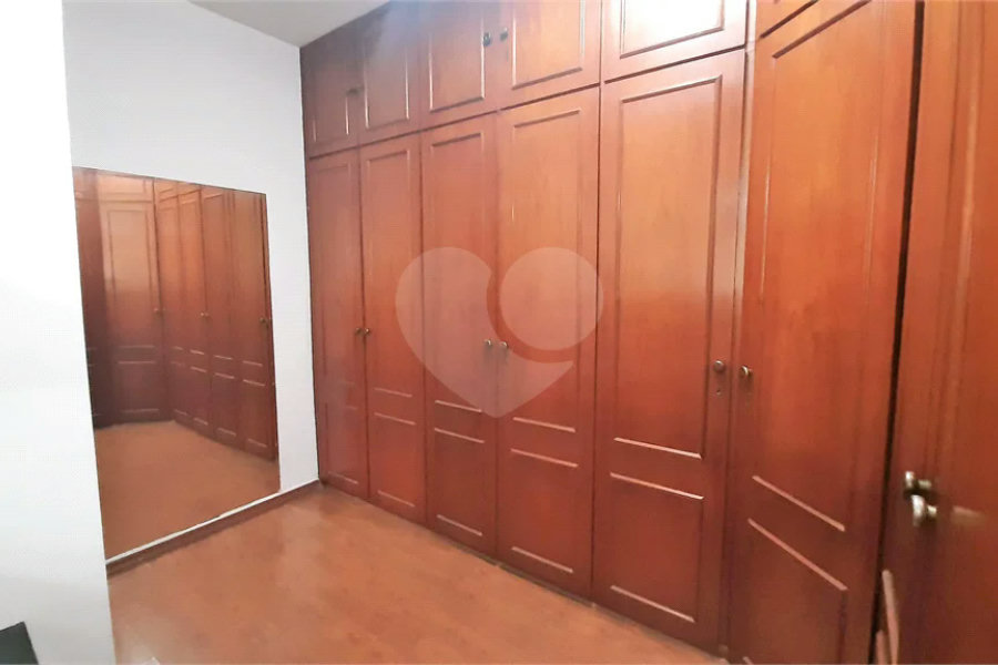Vende-se Casa incrível no Jardim Prudência!