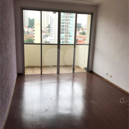 Apartamento 2 dormitórios à venda na Vila mariana.