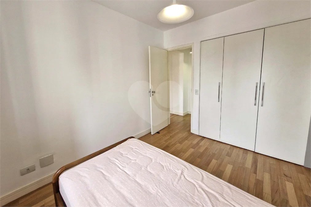 ÓTIMO APARTAMENTO 76 m² ÚTEIS REFORMADO 1 VAGA DE GARAGEM